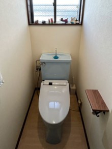 シャープで足元スリムなフォルムは汚れも拭きやすくお手入簡単 世田谷区T様邸 シャープで足元スリムなフォルムは汚れも拭きやすくお手入簡単 世田谷区T様邸